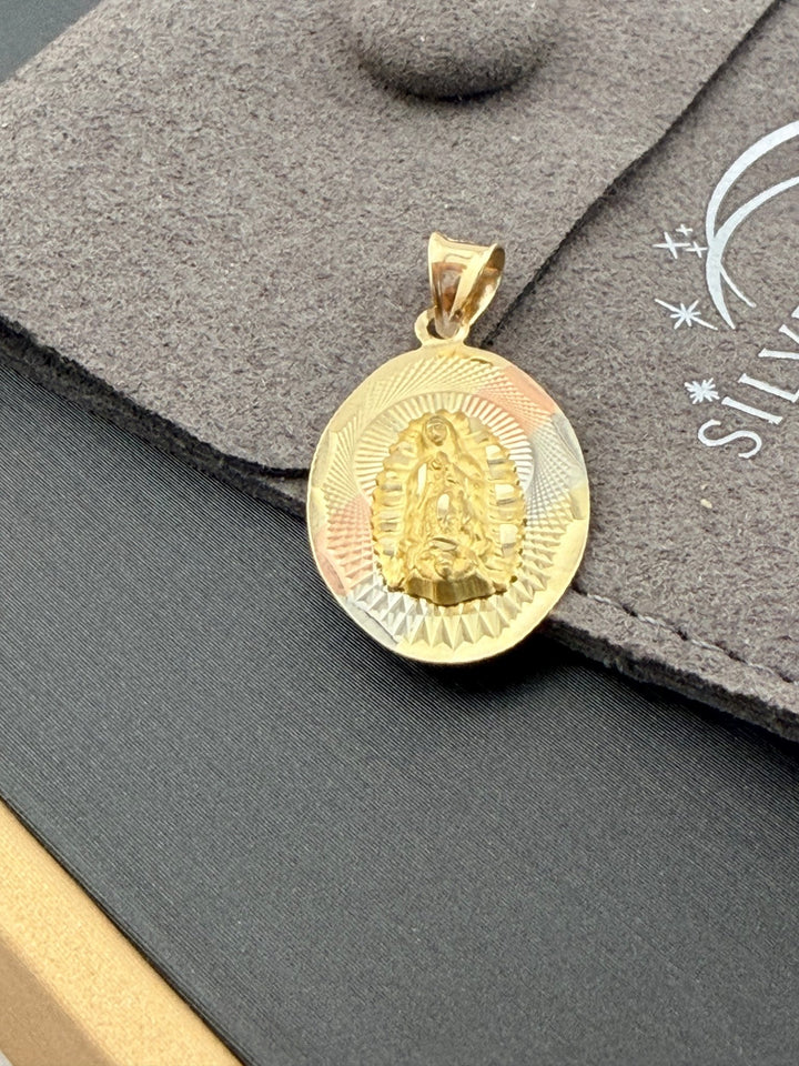 10k gold Virgin Mary pendant - 3 tone gold virgencita | Medallas de oro 10k virgencita - Wear with style