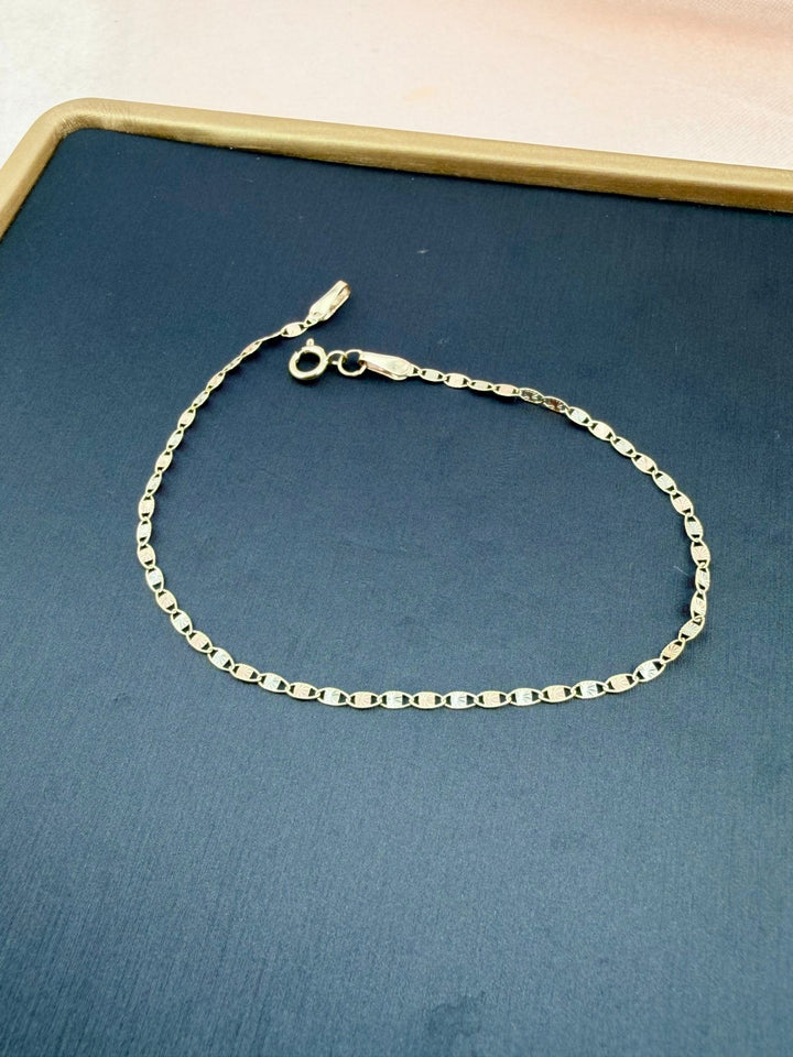 10K Solid Gold Delicate Bracelet – 3 Tone Diamond - Cut Chain, 7” | pulsera de oro 10k - Wear with style