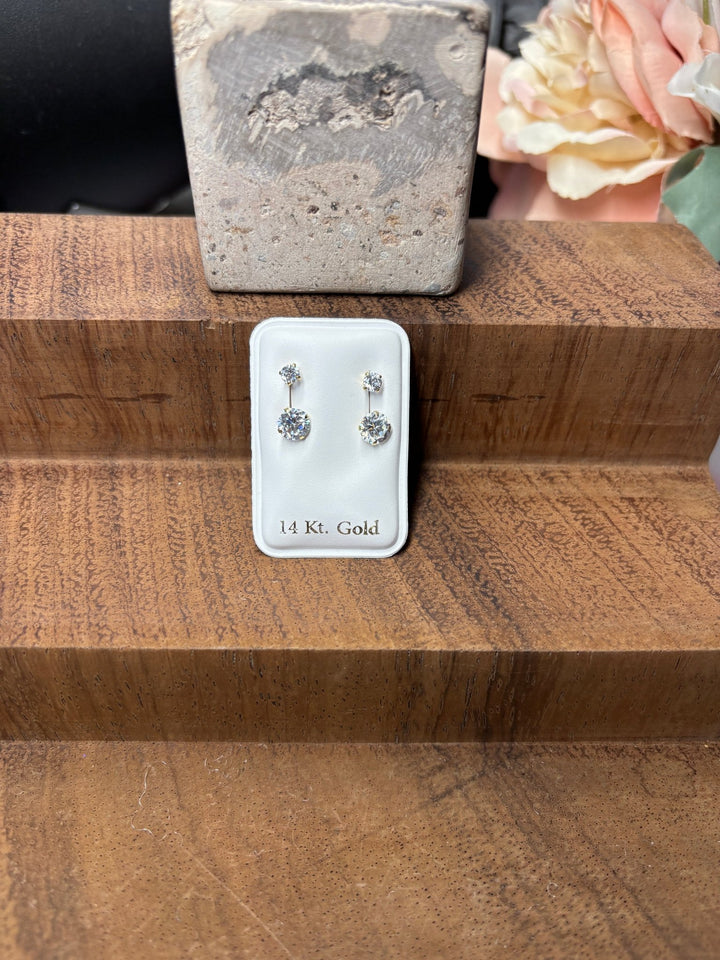 14K Solid Gold Curb Stud Earrings – Telephone Style, Screw Back | Aretes de oro sólido 14K - Wear with style