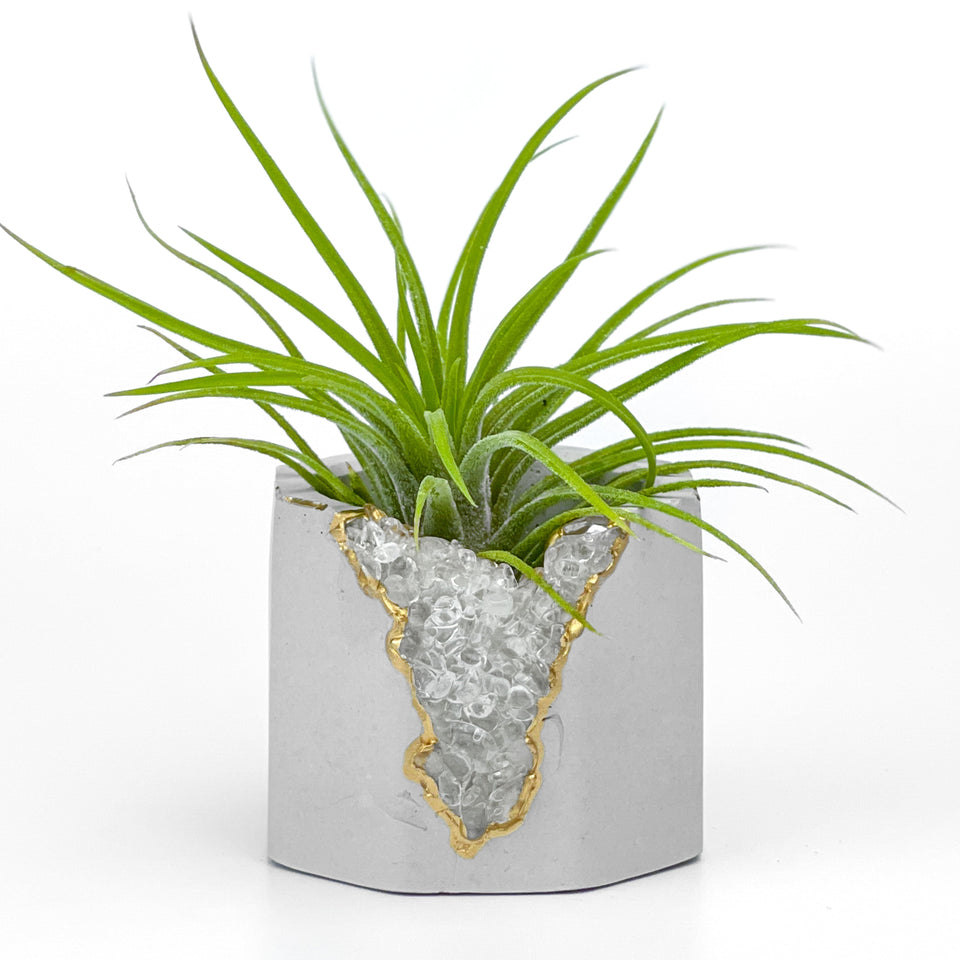 CLEAR QUARTZ GEODE PLANTER