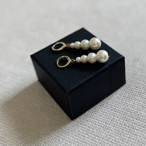 Lily Pearl Earrings
