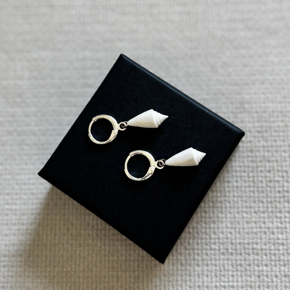 Phoebe Shell Earrings