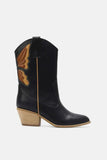Beast Fashion Butterfly Cut : Detail Point Toe Boots