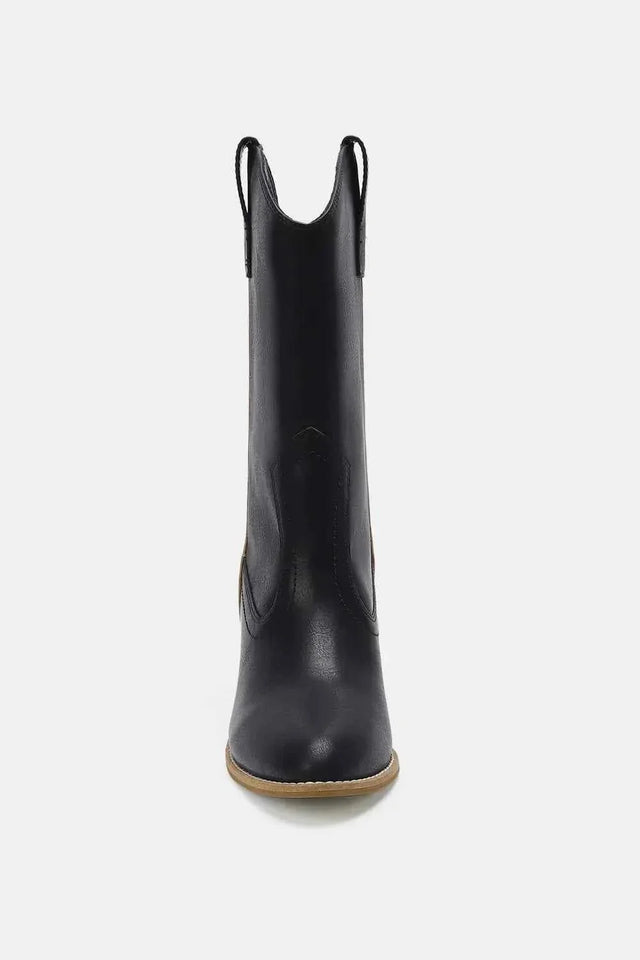 Beast Fashion Butterfly Cut : Detail Point Toe Boots