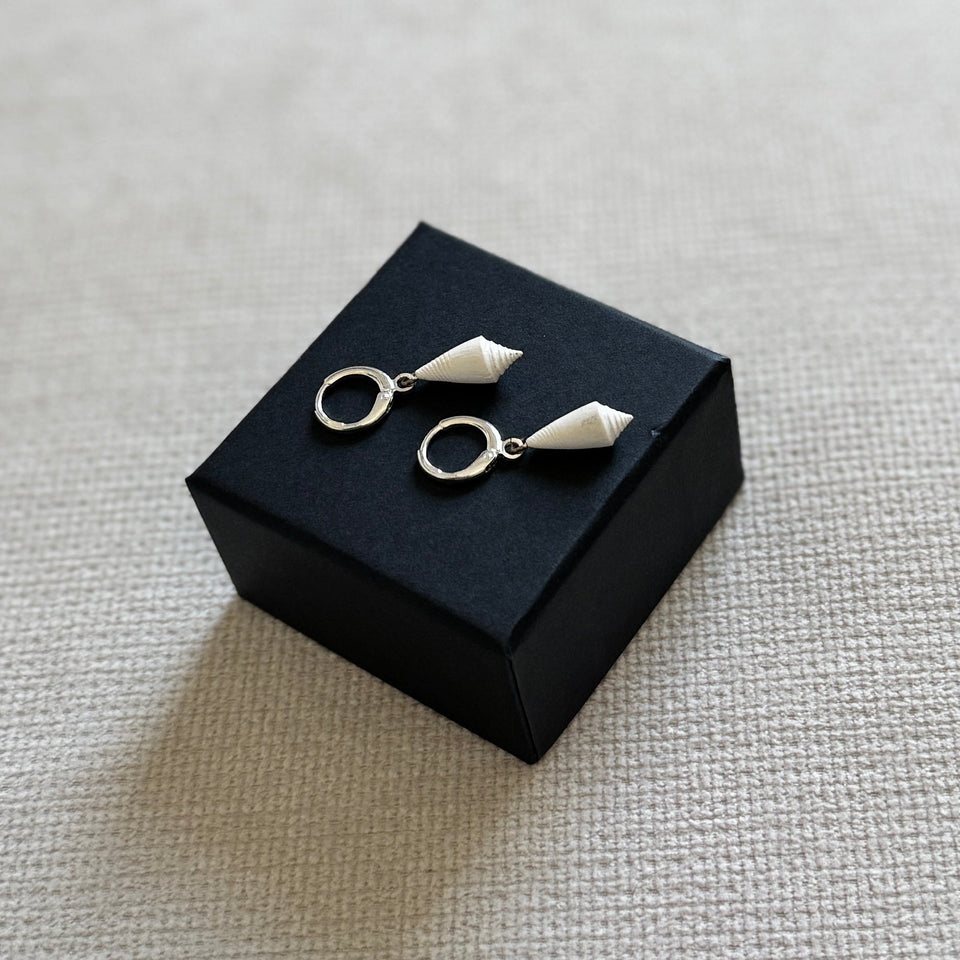 Phoebe Shell Earrings