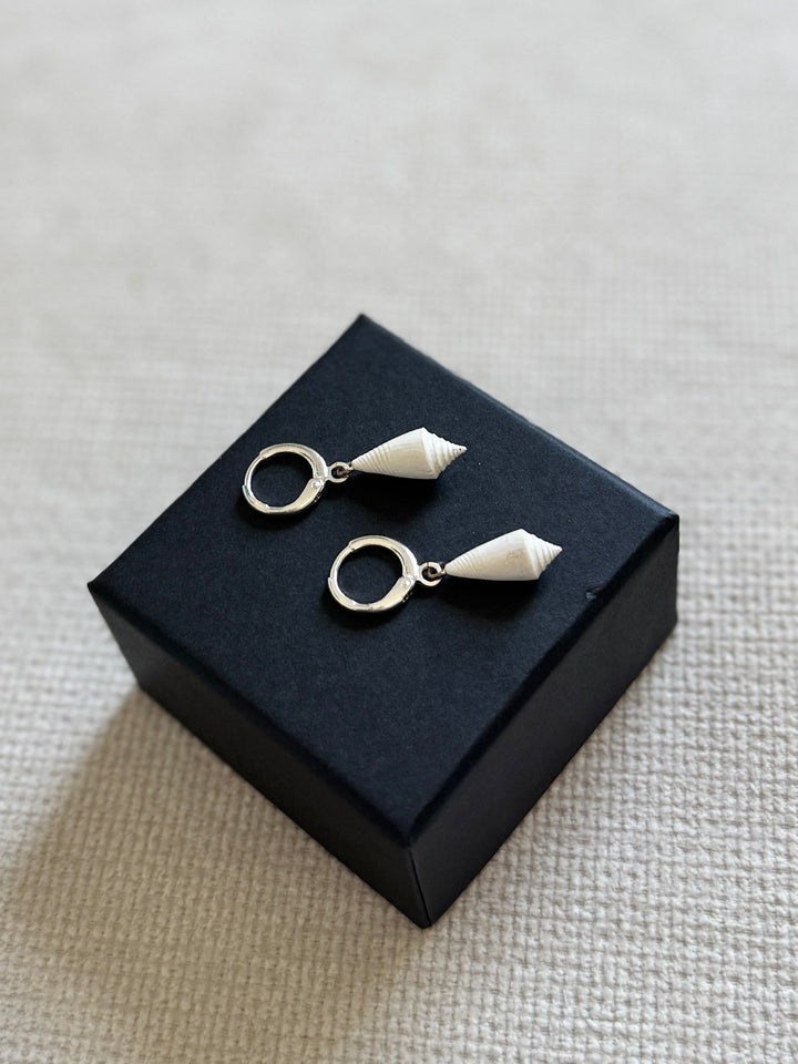 Phoebe Shell Earrings