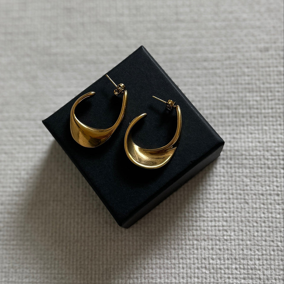 Sofia Gold Twist Hoops
