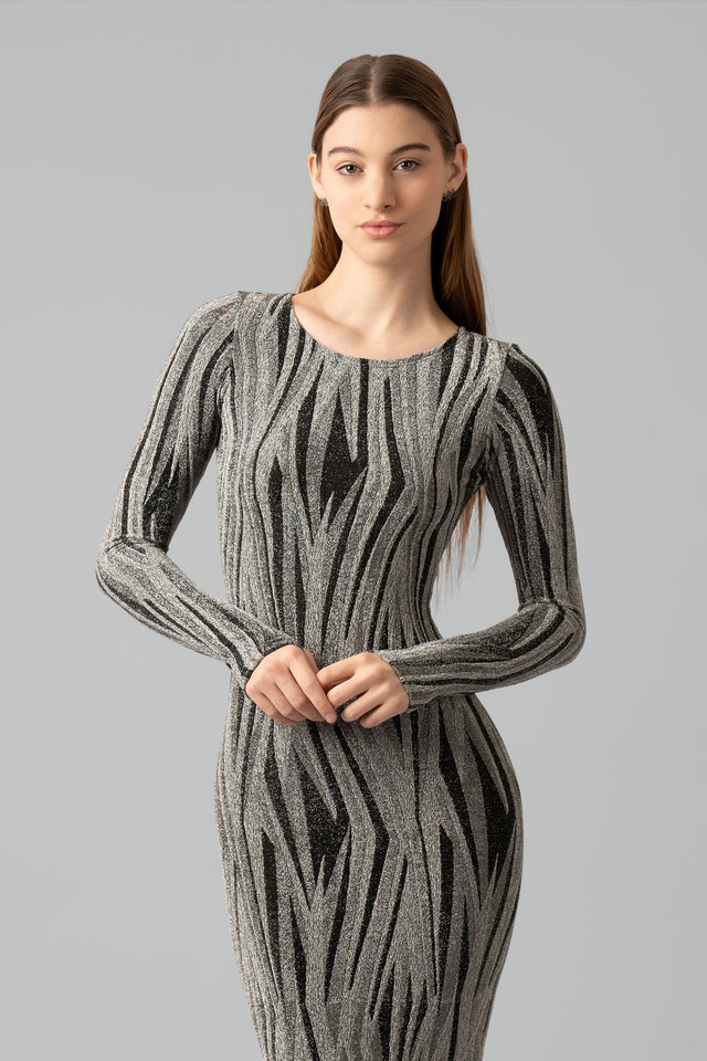 Regality Dress