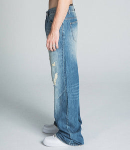 AJ09 - 3 CLASSIC BLUE LIGHTLY DISTRESSED BAGGY JEANS - Wear with style