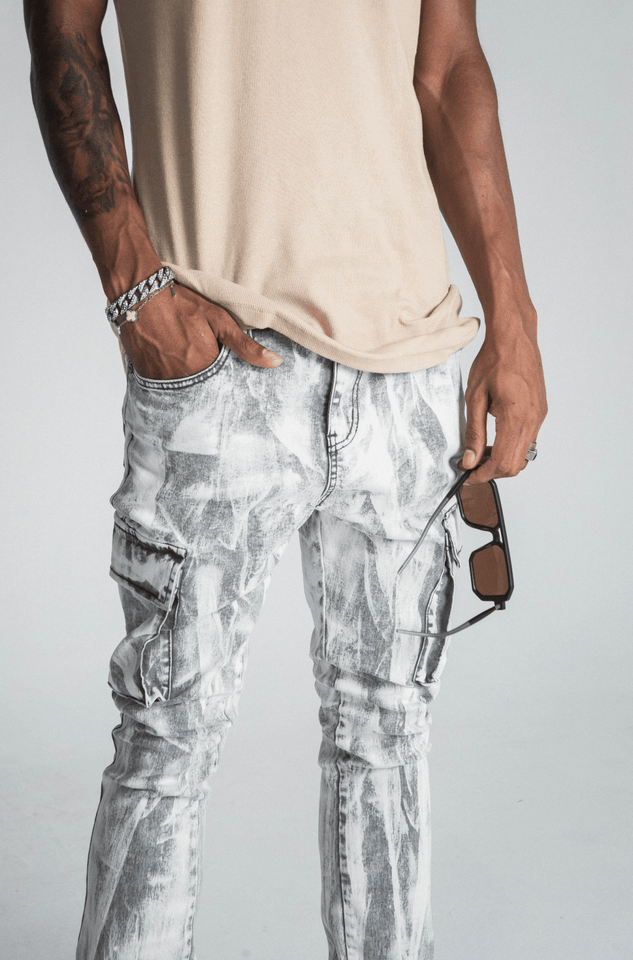 AJ29SK GREY/WHITE WASH STACKED CARGO JEANS - Wear with style