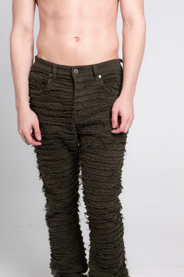 AJS693 EXTREME FRAYED STACKED JEANS - Wear with style
