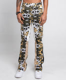 AJS699 - 10 CAMO STACKED CARGO PANTS - Wear with style