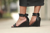 Angela Wedges Black - Wear with style