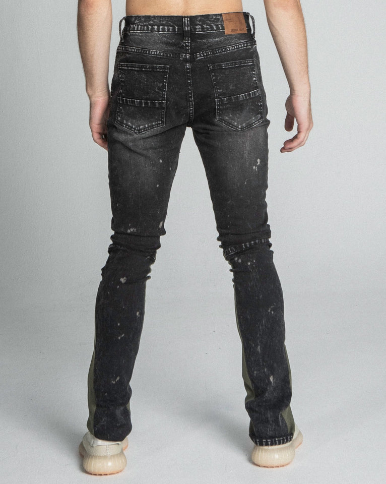 AR711 BLACK/BROWM DISTRESSED STAR STACKED JEANS - Wear with style