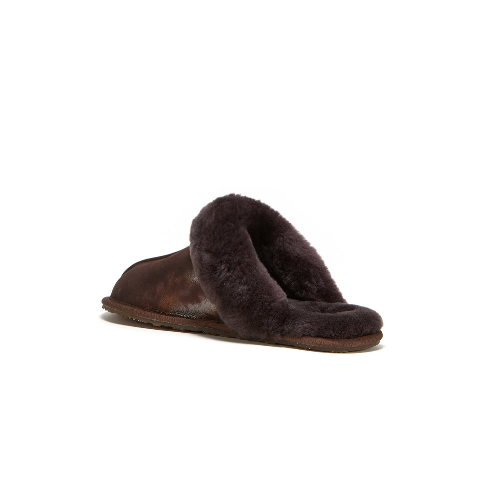 CLOSED MULE ANTIQUE BRONZE
