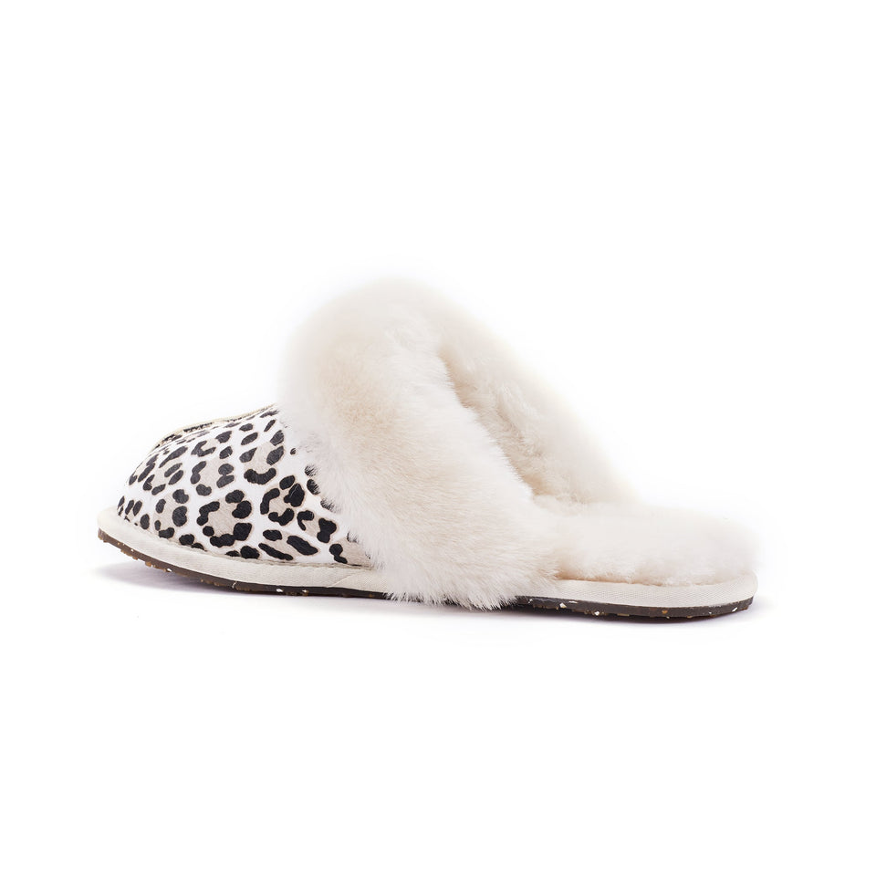 CLOSED MULE SNOW LEOPARD