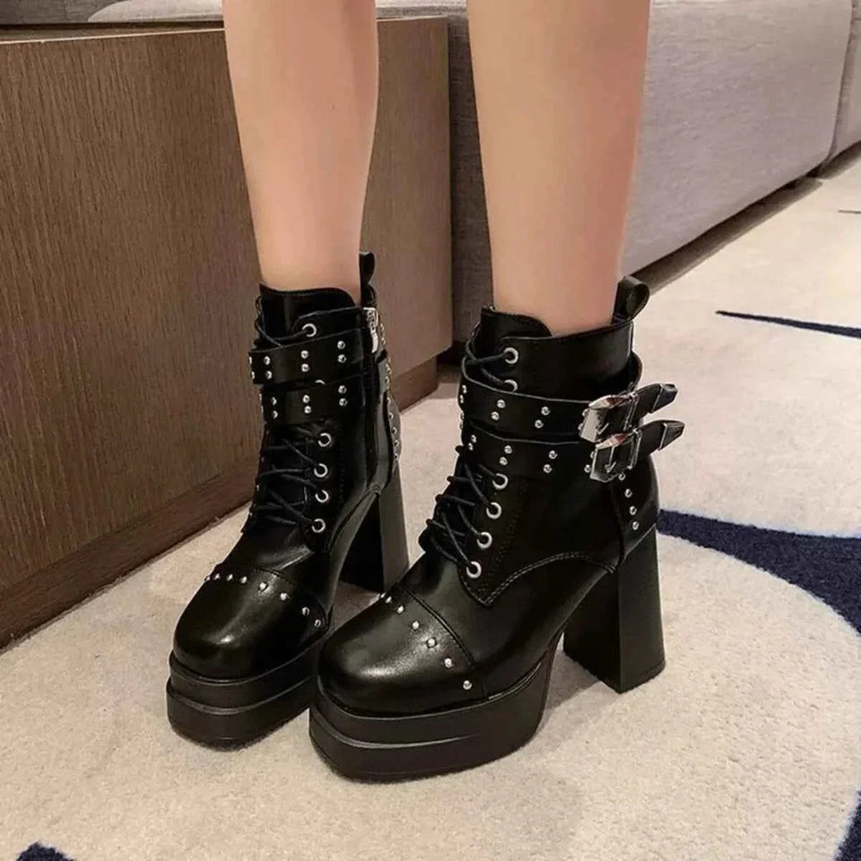 Elegant Round Toe Block : Heels Boots
