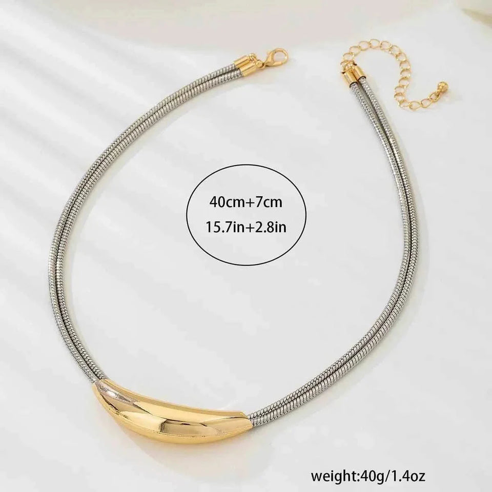 Two-Tone Alloy Curved : Pendant Snake Necklace