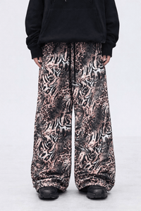 Beasts of Earth" Sweatpants - Wear with style