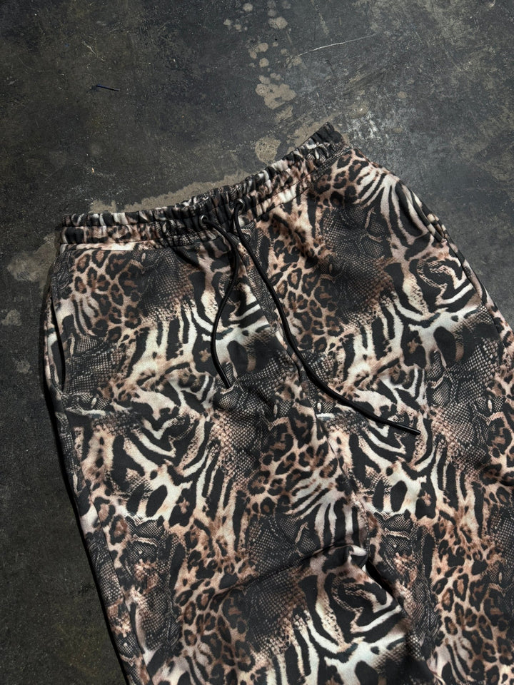 Beasts of Earth" Sweatpants - Wear with style