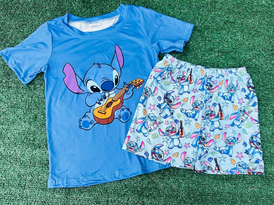 Blue Alien Lounge - Wear with style