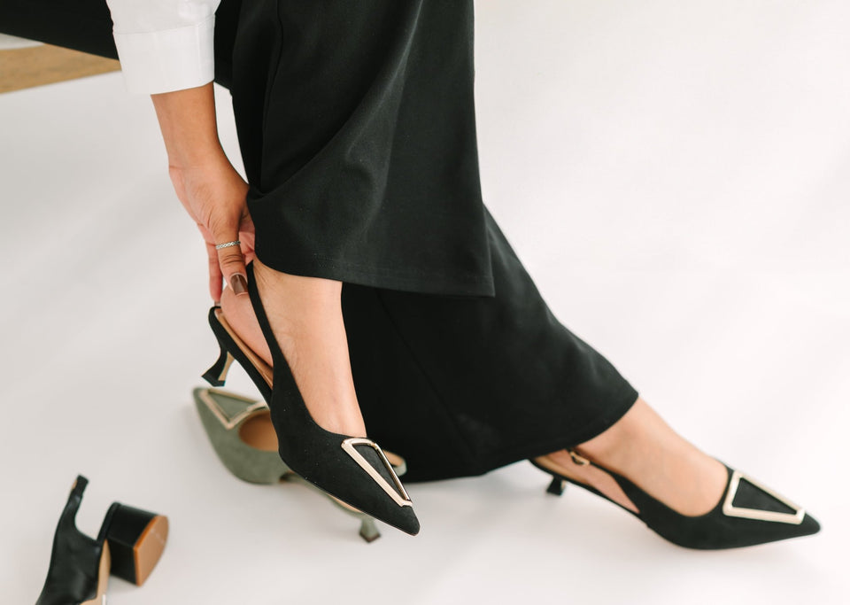 Cecilia Slingback Black - Wear with style
