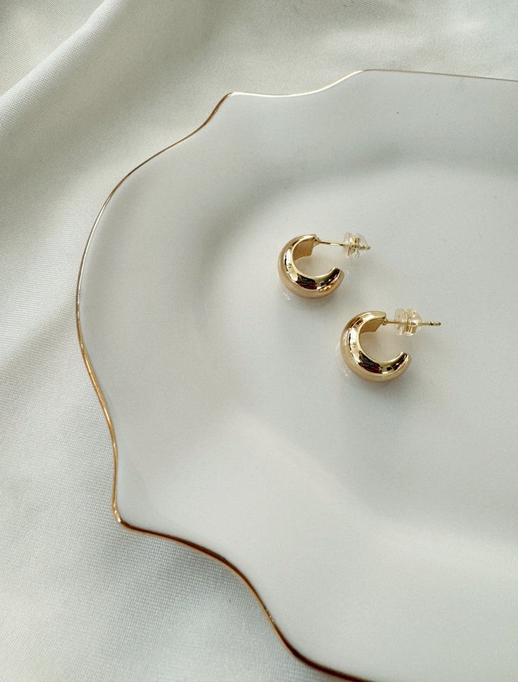 Chunky Mini Hoop Earrings - Wear with style