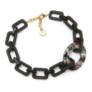 Claudia Necklace Black Pearl - Wear with style
