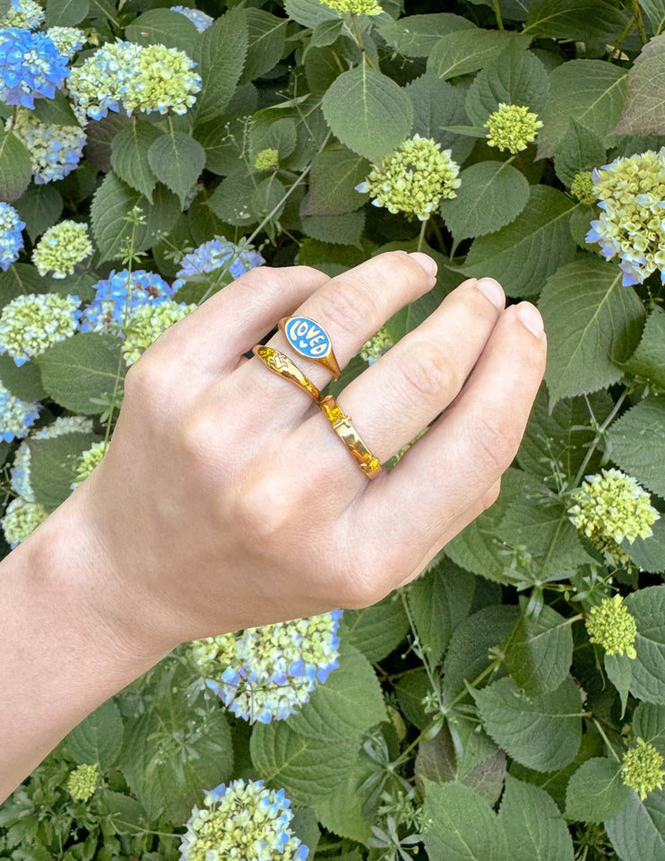 Dove Peace Ring - Wear with style