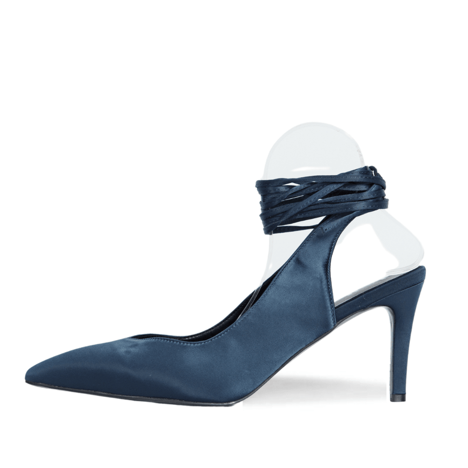 Estelle Pumps Navy - Wear with style