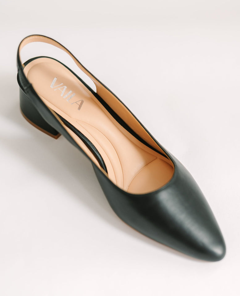 Evie Slingback Black - Wear with style