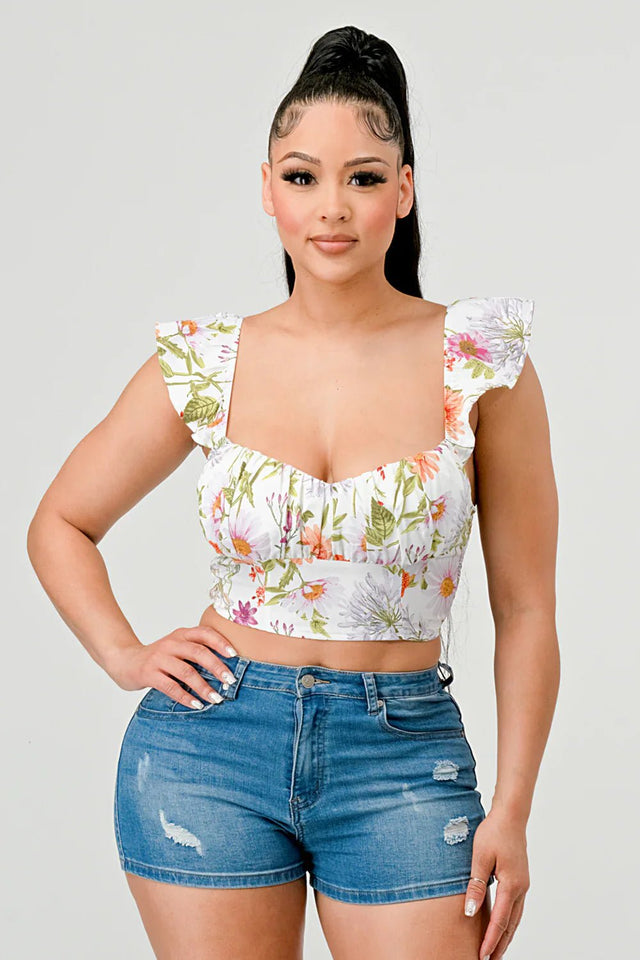 FLORAL SWEETHEART RUCHED FLUTTER SLEEVES CROPPED TOP - Wear with style
