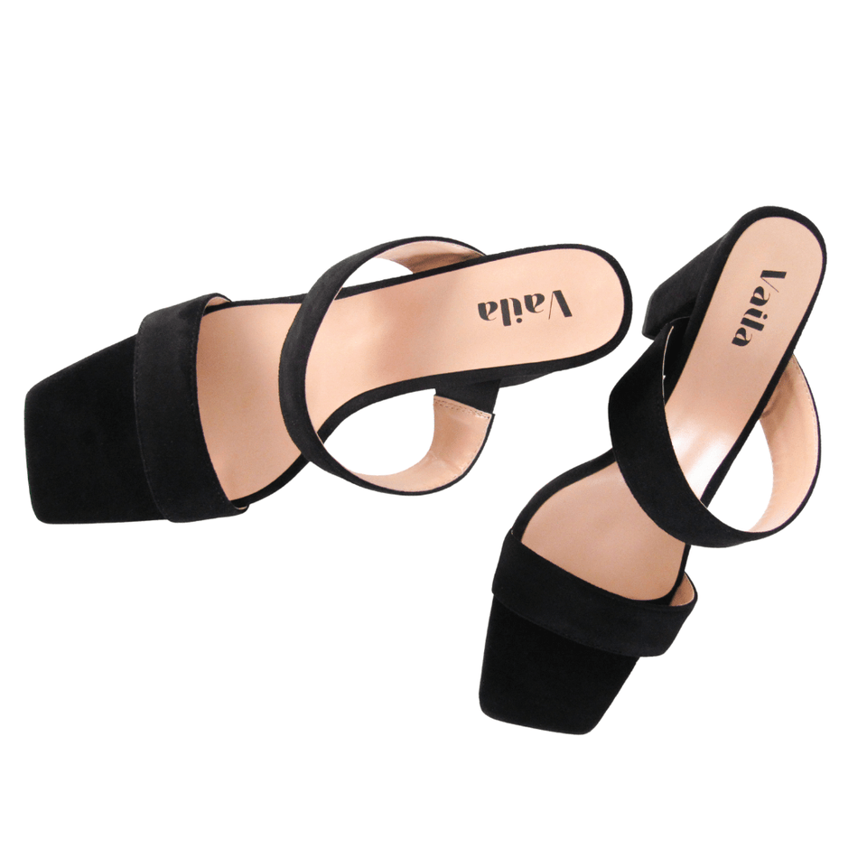 Frida Sandals - Wear with style