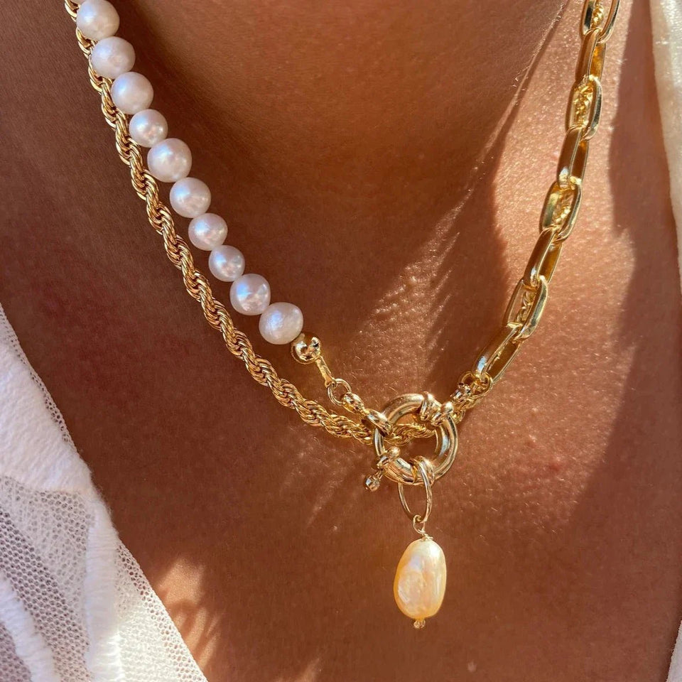 Garnet Pearl Necklace - Wear with style