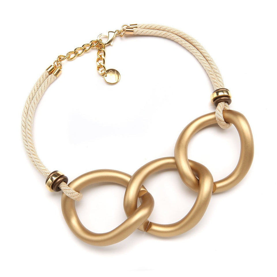 Gianna Necklace Gold - Wear with style