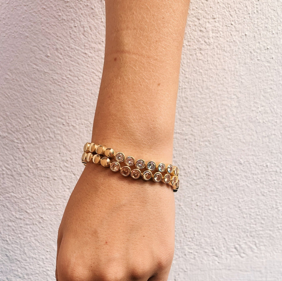 Glow Bracelet - Wear with style