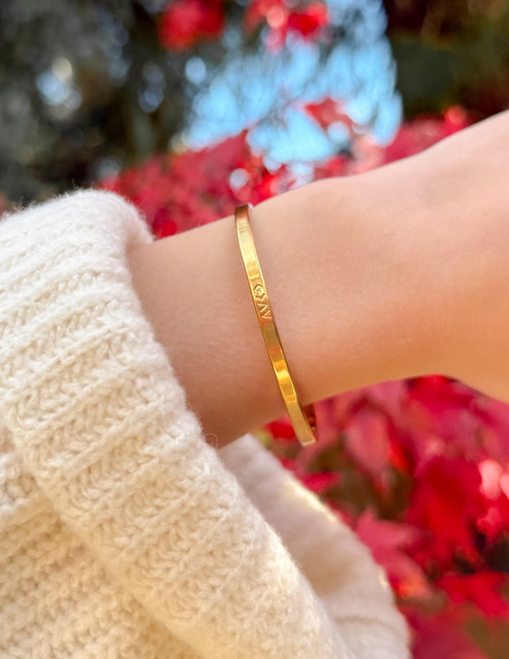 Gold Highs and Lows Cuff Bracelet - Wear with style