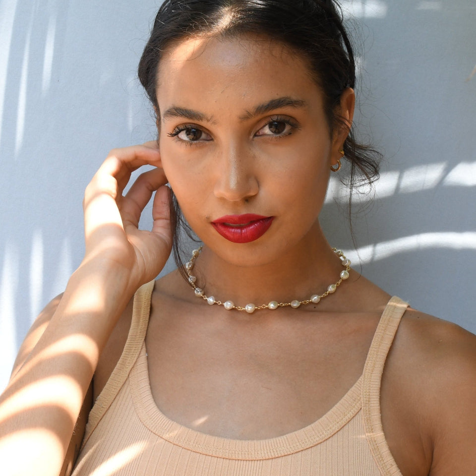 Gold + Pearly - Wear with style