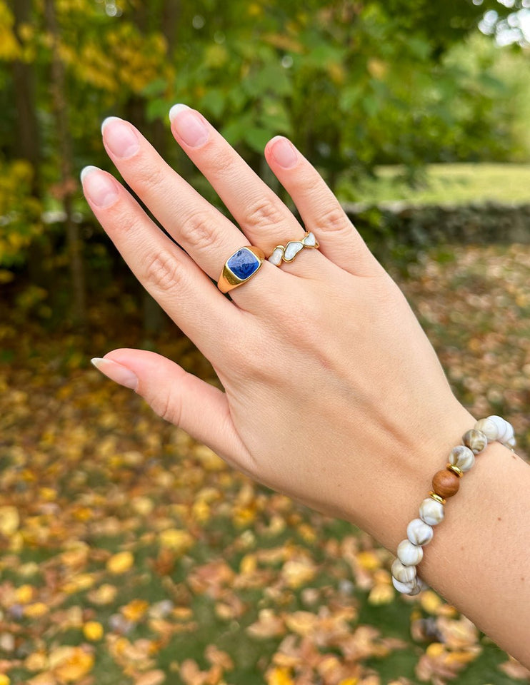 Indigo Signet Ring - Wear with style