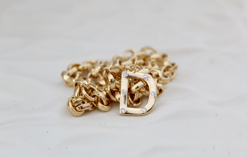 Initial Rollo Necklace - Wear with style
