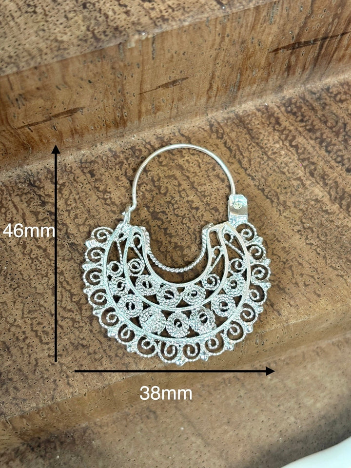 Jerezana Hoop Earrings 925 Silver | Arracadas Jerezanas Plata 925 – Mexican hoops Sterling silver | Tradición Mexicana Hecha a Mano - Wear with style