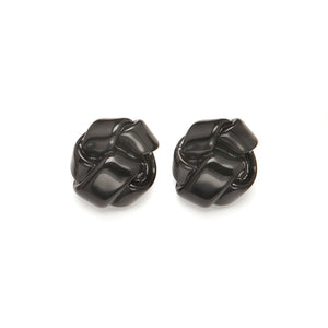 Kari Clip Earring Jet - Wear with style
