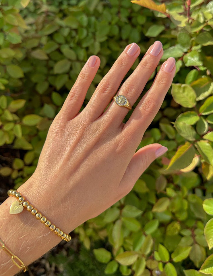 Kingdom Signet Ring - Wear with style
