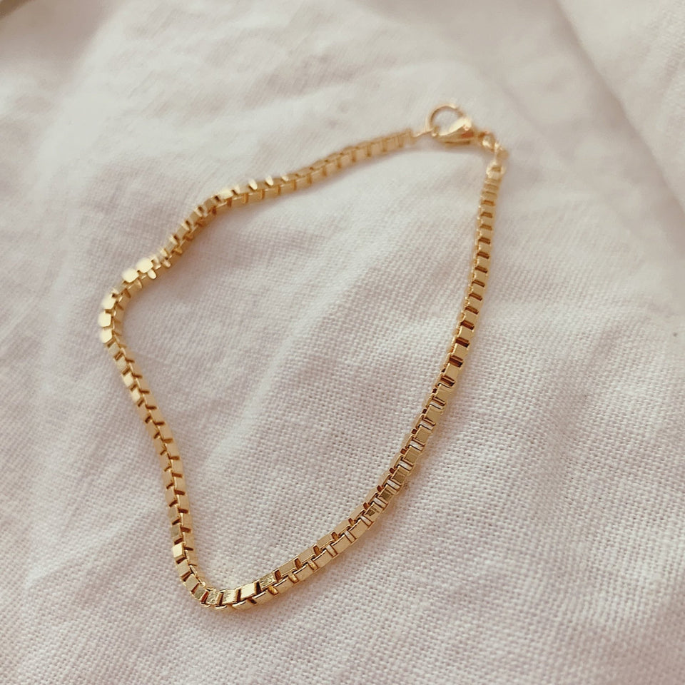La Buate Bracelet - Wear with style
