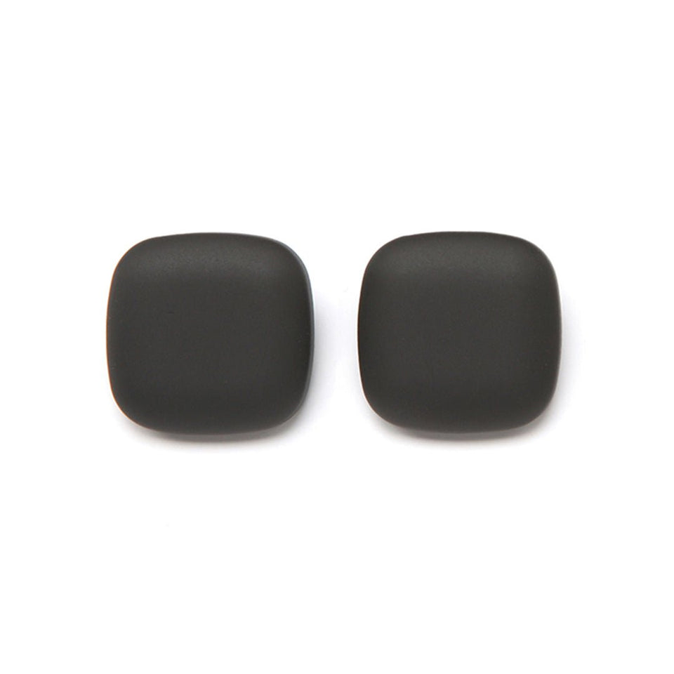 Lara Barile Clip Earring Matte Black - Wear with style
