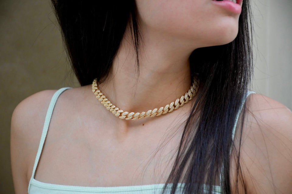 LeConfident Choker - Wear with style