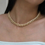 LeConfident Choker - Wear with style