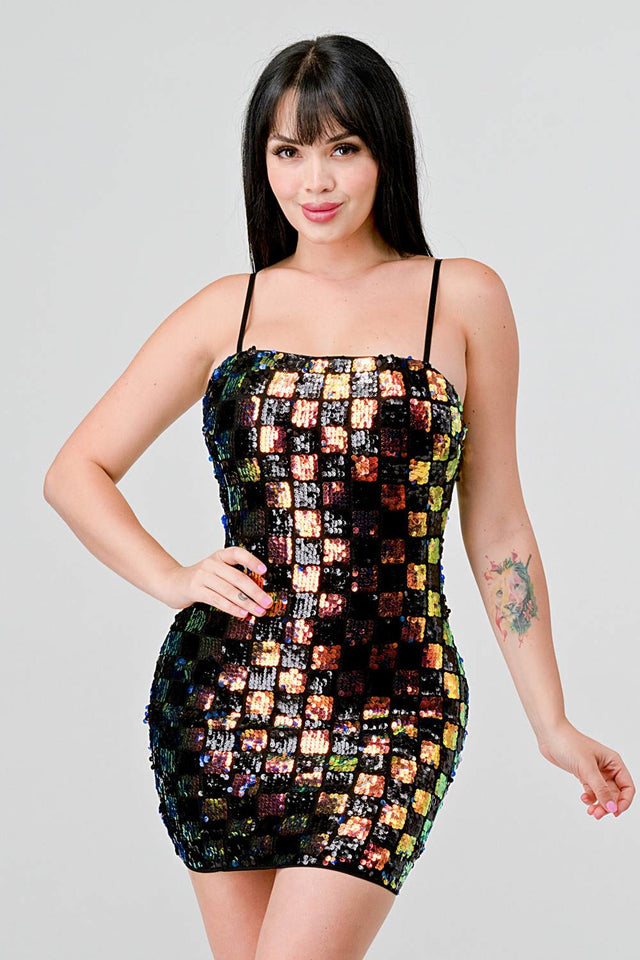 LUXE CHECK PATTERN SEQUINS - Wear with style
