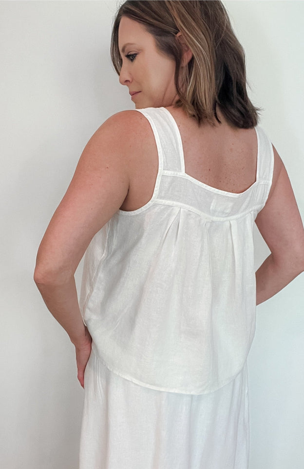 Lydia Tank-White - Wear with style