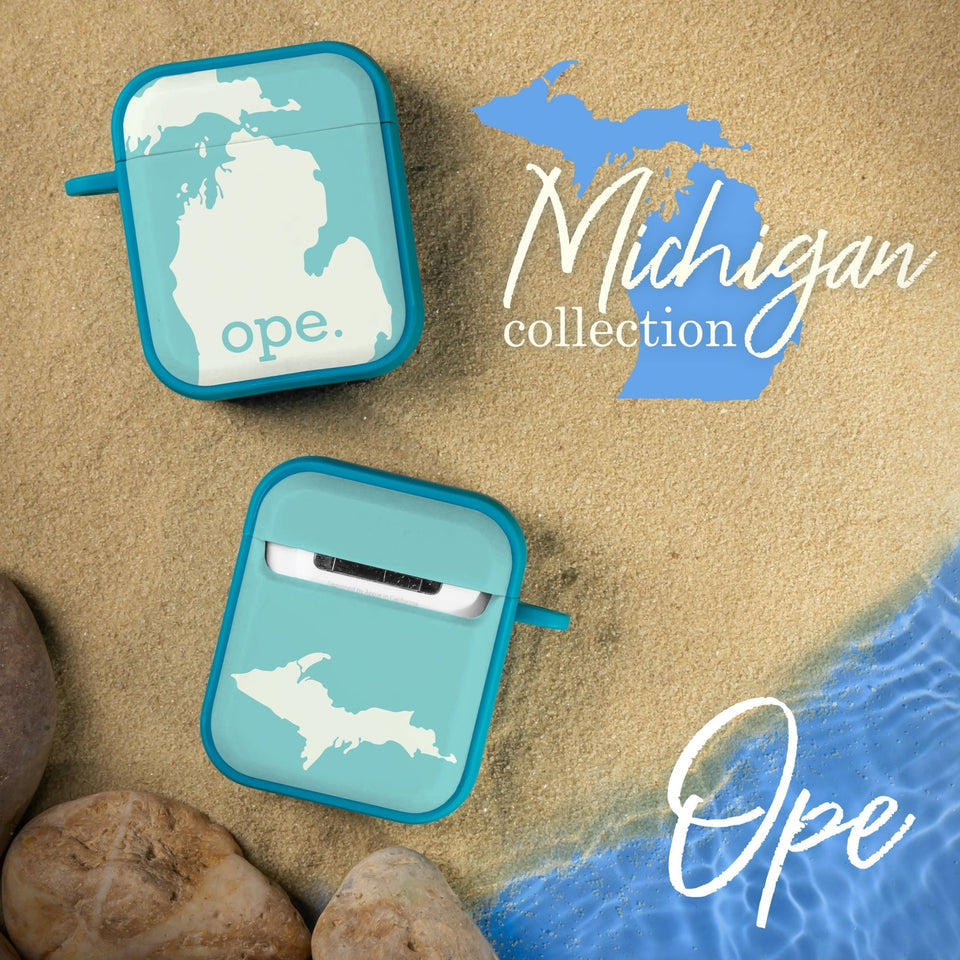 Michigan HDX Apple AirPods Gen 1 & 2 Case Cover - Wear with style